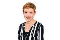 Portraitfoto Roxana Pohlmann