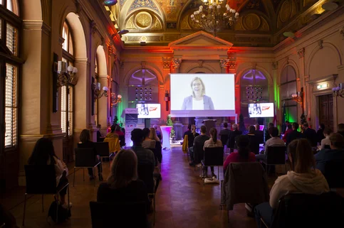 TU-Austria-Preis: Videobotschaft-Gewessler