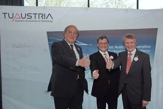 Bilder zum Pressegespräch