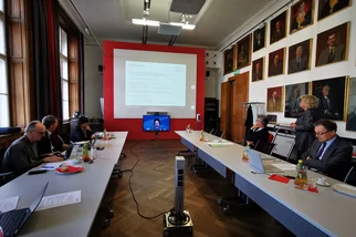 Fotos der TU Austria-Klausur am 03.03.2023 in Graz (hybrid)