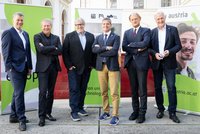 v.l.n.r.: Horst Bischof, Rektor TU Graz, Christian Obinger, Vizerektor für Forschung und Innovation, BOKU, Manfred Kleidorfer, Studiendekan der Fakultät für Technische Wissenschaften, Universität Innsbruck, Jens Schneider, Rektor TU Wien, Alois Ferscha, Dekan der Technisch-Naturwissenschaftlichen Fakultät, JKU Linz und Peter Moser, Rektor Montanuniversität Leoben. Foto: © TU Graz/Oliver Wolf