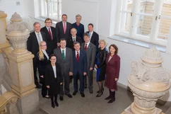 Dezemberklausur 2014