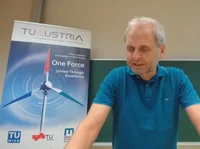 Eröffnung der Sommerakademie vor Ort an der TU Graz durch Prof. V. Hacker