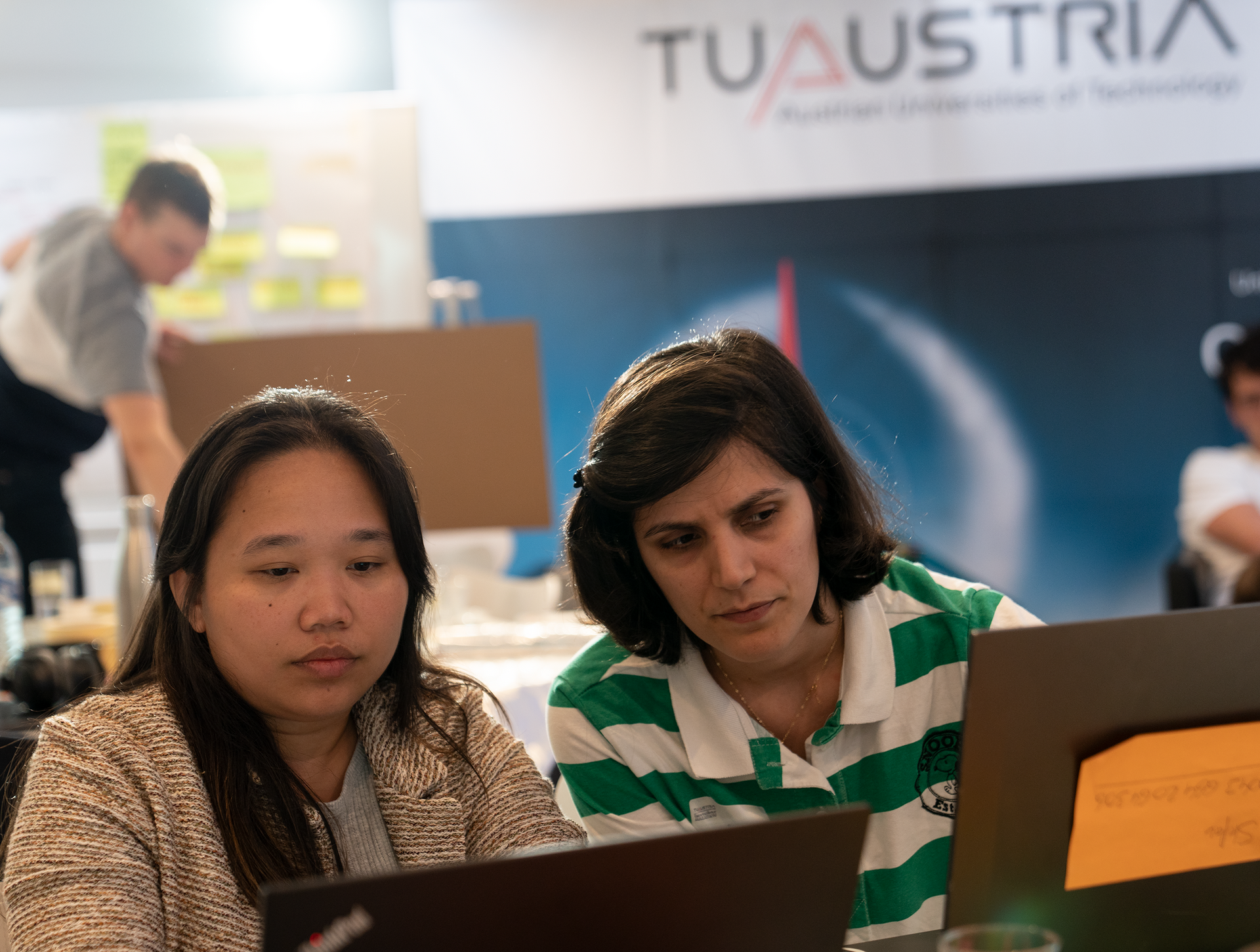 TU Austria Innovationsmarathon_2: Insgesamt nahmen sechs Teams am Marathon teil. Bild: Montanuni Leoben / Schnehen