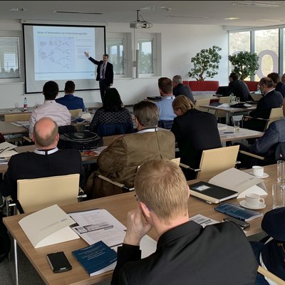 8. SMI-Kongress Vortrag beim 8. SMI-Kongress im Seminarraum des IZW