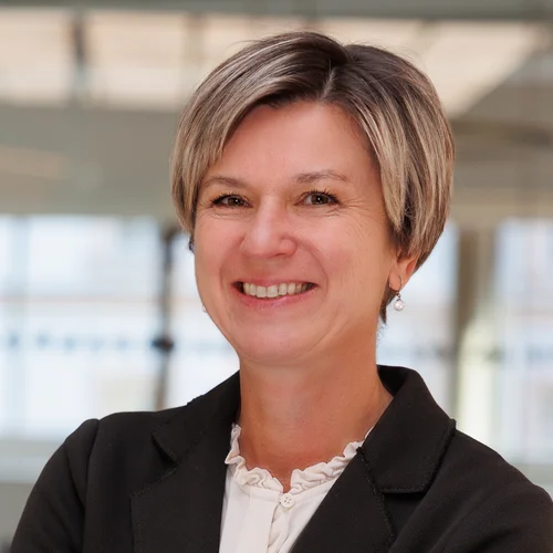 Mag. Christine Adacker