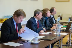 Dezemberklausur 2014