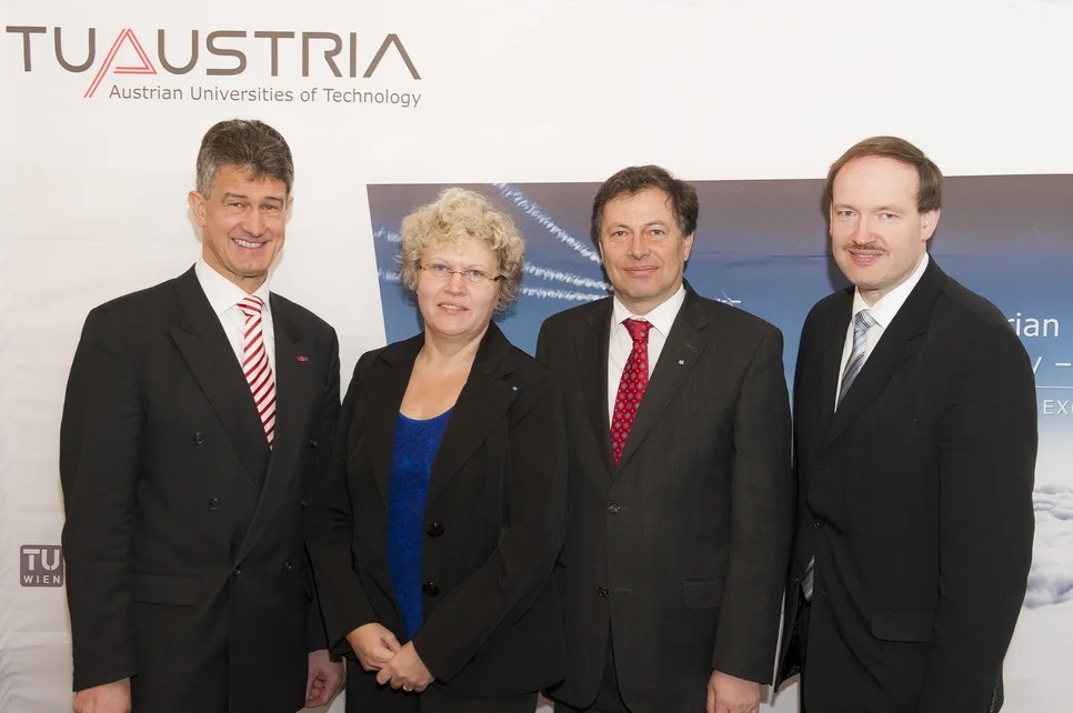 TU Austria Team: Kainz (TU Graz), Seidler (TU Wien), Eichlseder (Montanuniversität); Studienautor: Helmenstein (Economica)