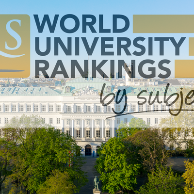 TU Wien Hauptgebäude von oben mit Bäumen im Vordergrund. Darüber gelegt im oberen Teil des Bildes sieht man das Logo von QS - World University Rankings by Subject