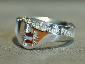 Sub Auspiciis Ring